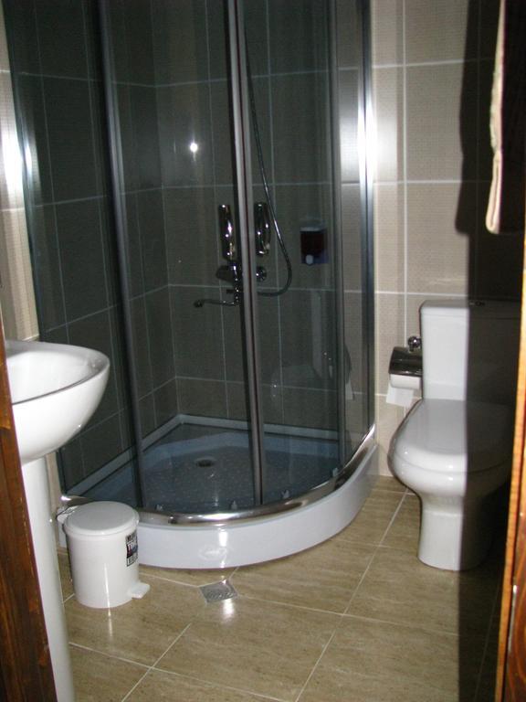 Guest House Shina Omalo Room photo